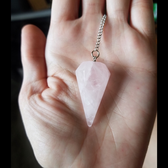 💖 Rose Quartz Faceted Stone Pendulum Crystal - Picture 10 of 11